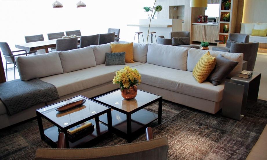 decoracao de interiores mogi das cruzes:em L, da Micasa, define o living no projeto da designer de interiores decoracao de interiores mogi das cruzes:em L, da Micasa, define o living no projeto da designer de interiores