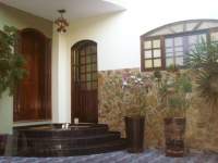 fachada casa Vila Lavínia