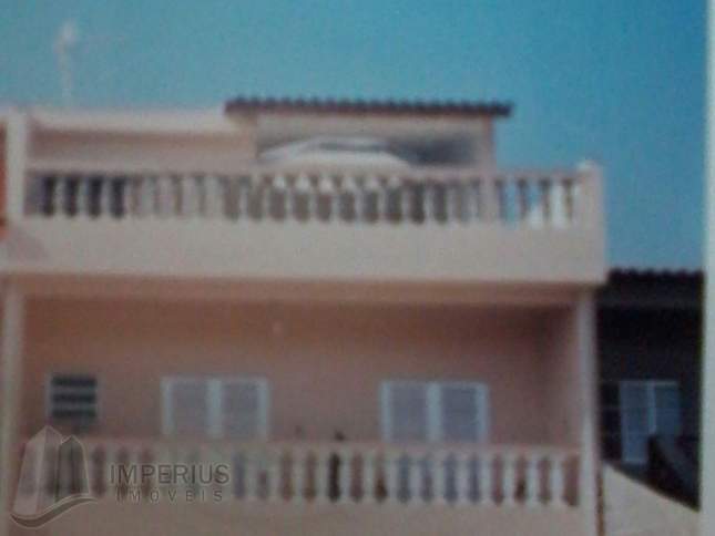 fachada casa Indaia