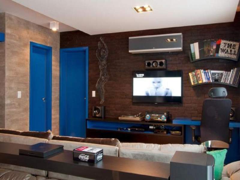 decorao bar e detalhes em azul: o estilo do apartamento para um jovem solteiro